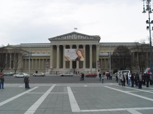 Budapeszt - Muzeum Sztuk Pięknych przy Placu Bohaterów (Milenijnym) #węgry #wycieczka #wino #eger #budapeszt