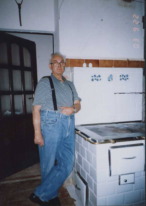 Pan Marian Tetelewski - senior rodu Tetelewskich, zdunów z dziada pradziada, autor mojej kuchni.