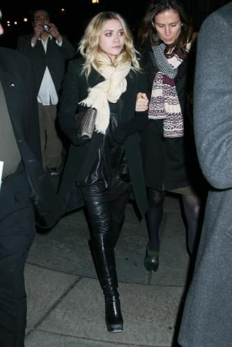 Ashley leaving Miss Sixty Fashion Show NYC-paparazzi luty 2008