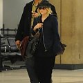 MK arrives into LAX Airport-paparazzi luty 2008