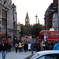 Londyn, widok na Big Bena. Udało się złapać piętrowy autobus. #Londyn #TrafalgarSquare #BigBen #autobus