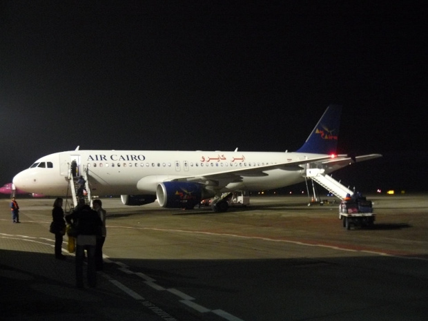 To dopiero początek podróży do Egiptu... #samolot #air #cairo #egipt #sharm #sheikh #gouna #hurgarda #synaj #półwysep