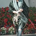 MK heading to her-paparazzi luty 2008