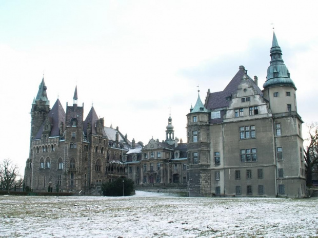 Pałac w Mosznej- zima #zamek #moszna