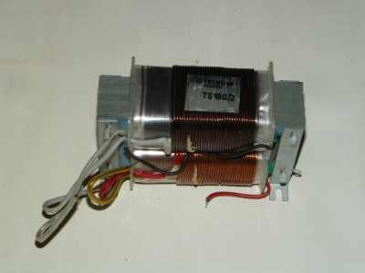 Transformator 12V 11A