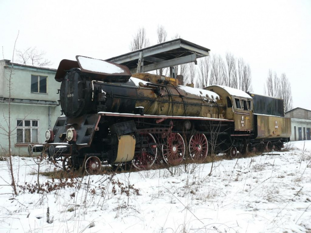 OL 49 - 34 stojący na terenie parowozowni w Chełmie.