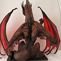 Figurka Colossal Red Dragon Z D&D Minis- największa jak dotychczas w tej grze