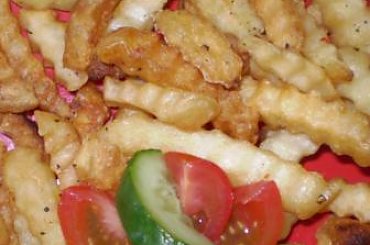 Frytki .Przepisy na : http://www.kulinaria.foody.pl/ , http://www.kuron.com.pl/ i http://kulinaria.uwrocie.info/ #frytki #ziemniaki #DodatkiDoIIDań #obiad #jedzenie #kulinaria