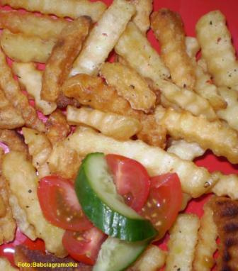 Frytki .Przepisy na : http://www.kulinaria.foody.pl/ , http://www.kuron.com.pl/ i http://kulinaria.uwrocie.info/ #frytki #ziemniaki #DodatkiDoIIDań #obiad #jedzenie #kulinaria