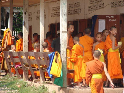 mnisi, Luang Prabang