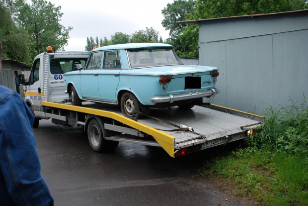 #samochód #auto #pojazd #oldtimer #fiat #Fiat1300