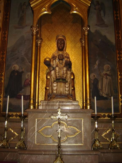 Gothic quarter - katedra z XII w. - Madonna z Montserrat