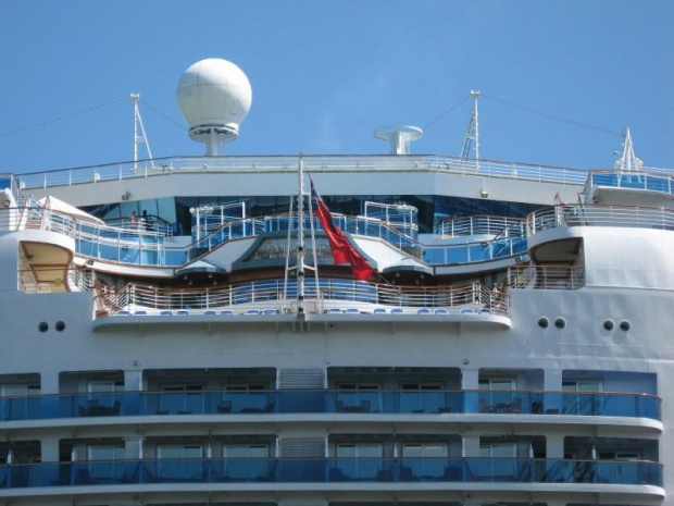 Crown Princess, 289m dł, 36m szer, ponad 3000 pasażerów, 1200 czł. załogi #CrownPrincess #statek #Gdynia #port #Hel