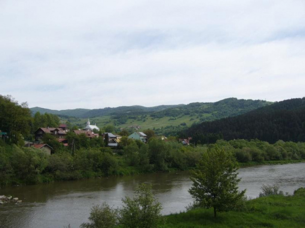 Poprad i kościół w Piwnicznej