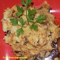Ziemniaki bakaliowe do pieczonego drobiu.Przepisy na : http://www.kulinaria.foody.pl/ , http://www.kuron.com.pl/ i http://kulinaria.uwrocie.info #ziemniaki #bakalie #DodatkiDoIIDańObiad #jedzenie #kulinaria #PrzepisyKulinarne