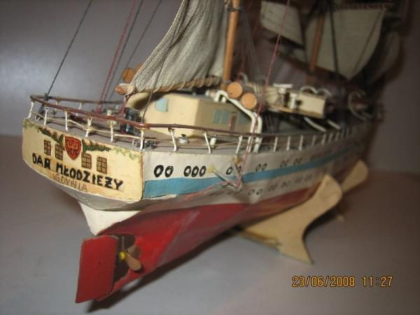 Moje stare modele kartonowe, odkurzone #ModeleKartonowe #statki #okręty #żaglowce