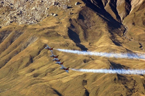 Patrouille Suisse -
Axalp 2007 by deoc