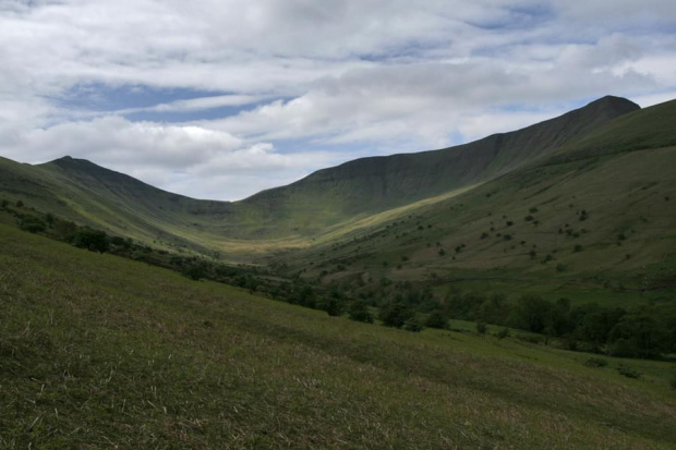 Brecon Beacons z doliny Cynwyn #góry