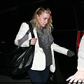 Ashley at LAX-paparazzi maj 2008