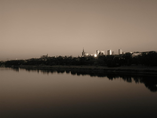 Warszawa - widok na Starówkę i Wisłę, troszkę inne ujęcie. #Warszawa #StareMiasto #Starówka #panorama