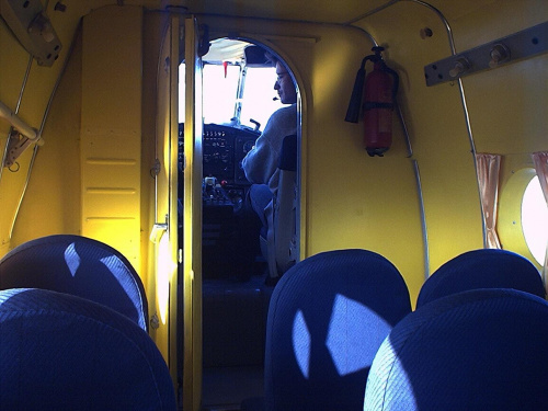 Już w wygodnym fotelu. W kabinie pasażerskiej 12 miejsc do zapełnienia :) #Turbia