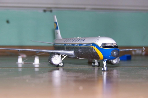 Model Lufthansa retro desing od revella #LufthansaRetroDesing