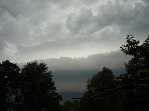 burza nad łódzkim, lipiec 2008, poszła wtedy na Łódź powodując zniszczenia #natura #chmury #zjawiska #niebo