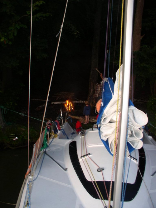 lipiec 2008, rejs po Mazurach.
Nigdy więcej łódki z Ahoja!!!