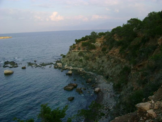 Cypr,Akamas #Cypr #zatoka #głazy #skały #klif #morze