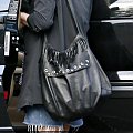 MK leaving a friends house in Hollywood-paprazzi lipiec 2008