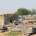 Hierapolis, Nekropola północna - chorzy tak licznie przybywający do leczniczych źródeł Pamukkale nie zawsze wracali do domów po odbytej kuracji... Jeden z największych cmentarzy Anatolii