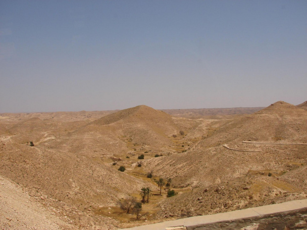 Matmata - księżycowa panorama gór