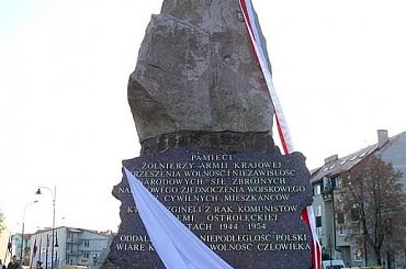 Ostrołęka-pomnik #Ostrołęka #pomnik #partyzanci #wyklęci