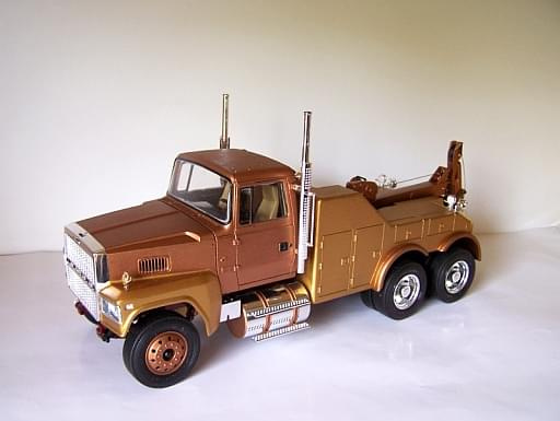 Ford LTL 9000 Wrecker