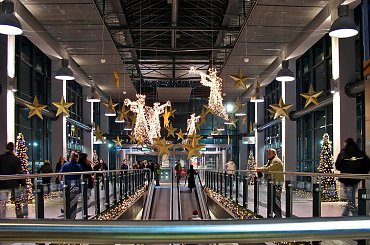 wokół świąteczna aura, zabieganie, kupowanie prezentów... #ŚwiąteczneDekoracje #zakupy