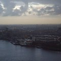 Gdzieś w okolicy linii horyzontu widać stadion De Kuip. Widok z Euromast.