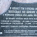Tablica na obelisku poświęcona w d. 2 stycznia 2009 r.