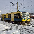 SN81-006 , własność przewozów regionalnych, obsługuje linię Tomaszów Mazowiecki Opoczno. Tylko sześć sztuk wyprodukowano w Kolzam Racibórz. Tu na zjęciu na stacji w Tomaszowie Mazowieckim , złapany 13 grudnia 2012. #pkp #sn81 #opoczno