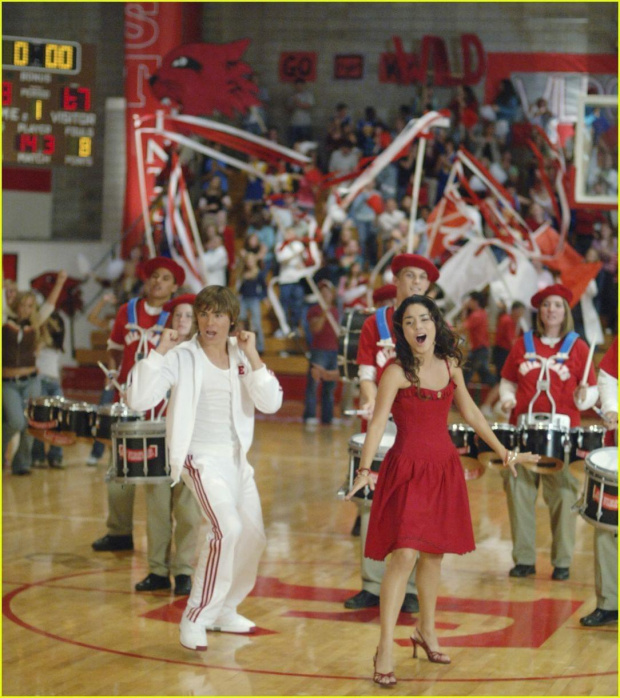 #HighSchoolMusical