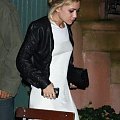 Ashley spotted leaving Waverly Inn in NYC-paparazzi listopad 2007