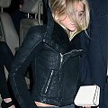 Ashley arrives at the Grand Re-opening of the New Museum-paparazzi listopad 2007