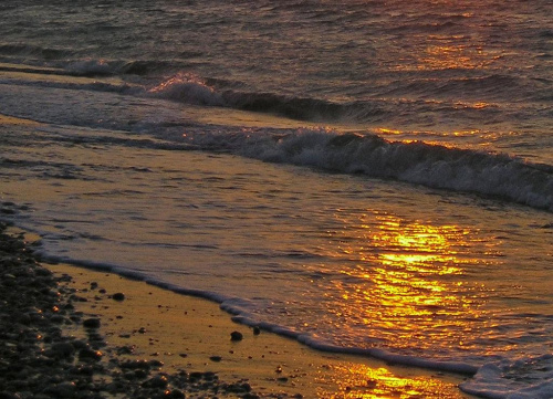 Wieczór nad morzem... #morze #plaża #fale #ZachódSłońca #Rodos #Kremasti
