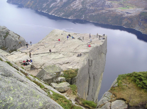 Norwegia, Preikestolen copyright(c)jarekmadlewski2007