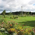 Widok od strony łąki.